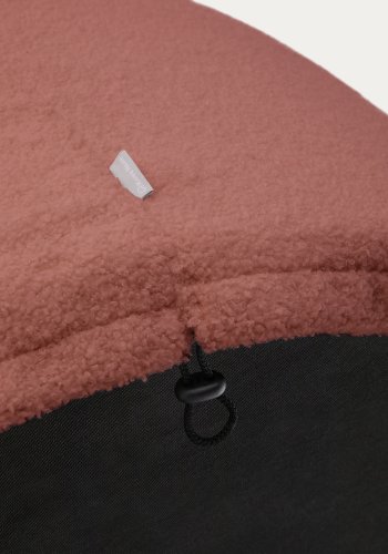 KAVE HOME Kaeli fotskammeltrekk i terrakotta boucl 60 cm