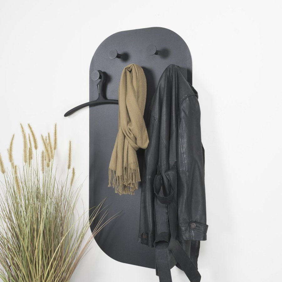 SPINDER DESIGN Aspen klesstativ, m. 5 kroker og magnetisk plate - svart stl (55x115)