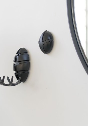 SPINDER DESIGN Bug knaggrekke - sort plast og stl 