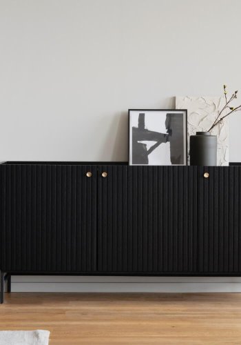 ROWICO Lancaster skjenk, m. 3 drer - svart tre og svart metall (160x75)