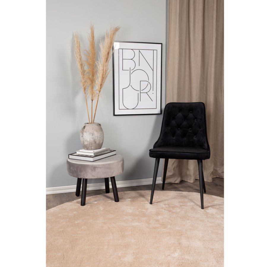 VENTURE DESIGN Velvet Deluxe spisebordsstol, med armlener - sort velour og sort metall
