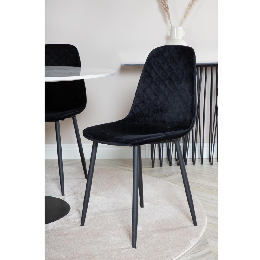 VENTURE DESIGN Estelle Esstisch-Set, mit 4 St&uuml;hlen &ndash; wei&szlig;er Marmor/schwarzes Metall und schwarzer Samt/schwarzes Metall