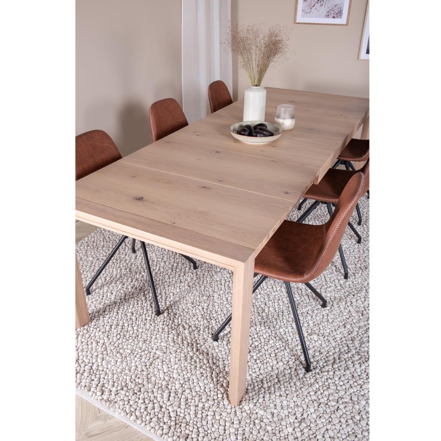 VENTURE DESIGN Slider spisebordsett, m. 6 stoler - hvitkalket eikefiner/eik og brunt PU/svart metall
