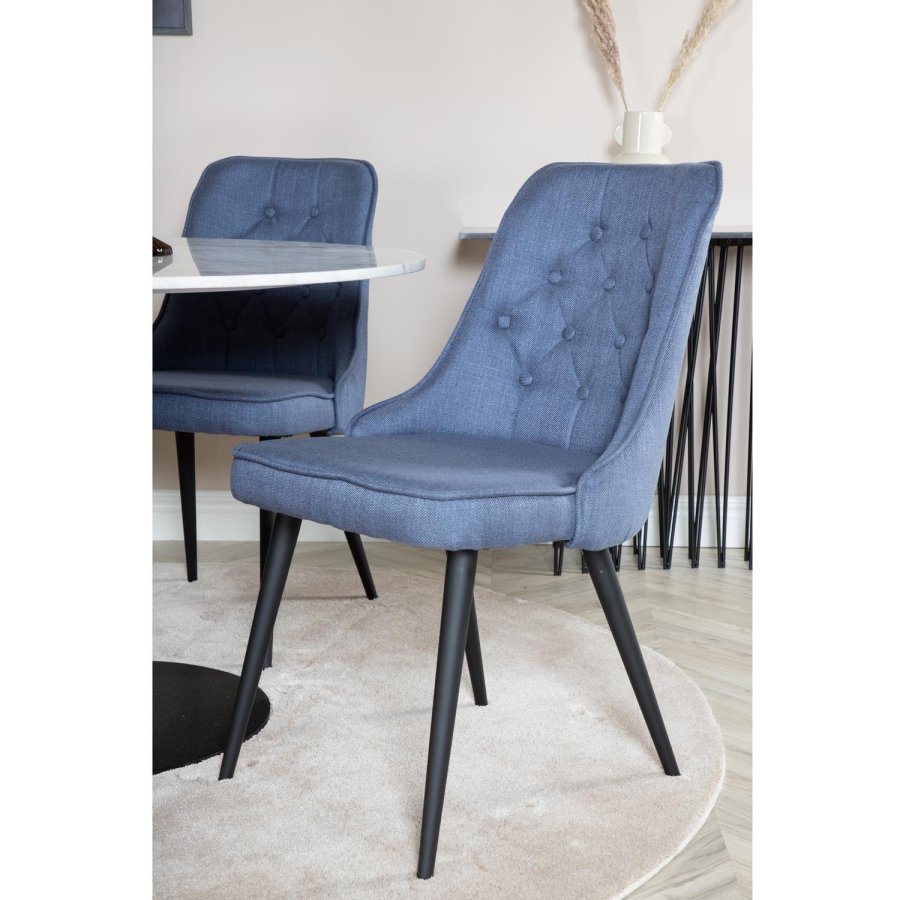 VENTURE DESIGN Estelle Esstisch-Set, mit 4 St&uuml;hlen &ndash; wei&szlig;er Marmor/schwarzes Metall und blauer Stoff/schwarzes Metall