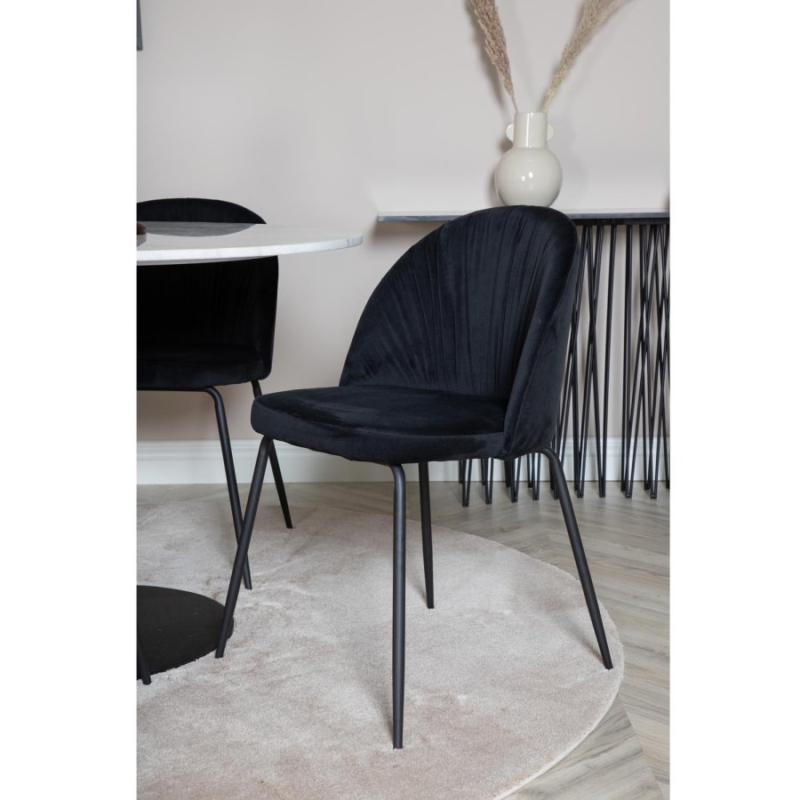 VENTURE DESIGN Estelle Esstisch-Set, mit 4 St&uuml;hlen &ndash; wei&szlig;er Marmor/schwarzes Metall und schwarzer Stoff/schwarzes Metall