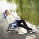 SONGMICS GCB62BU strandstol, m. justerbar rygl�n, arml�n, nakkest�tte, 2 sidelommer, foldbar, b�rbar - bl�/hvid stof og aluminium