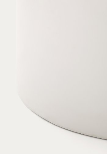 KAVE HOME Addaia hvitt sementbord 135 x 135 cm