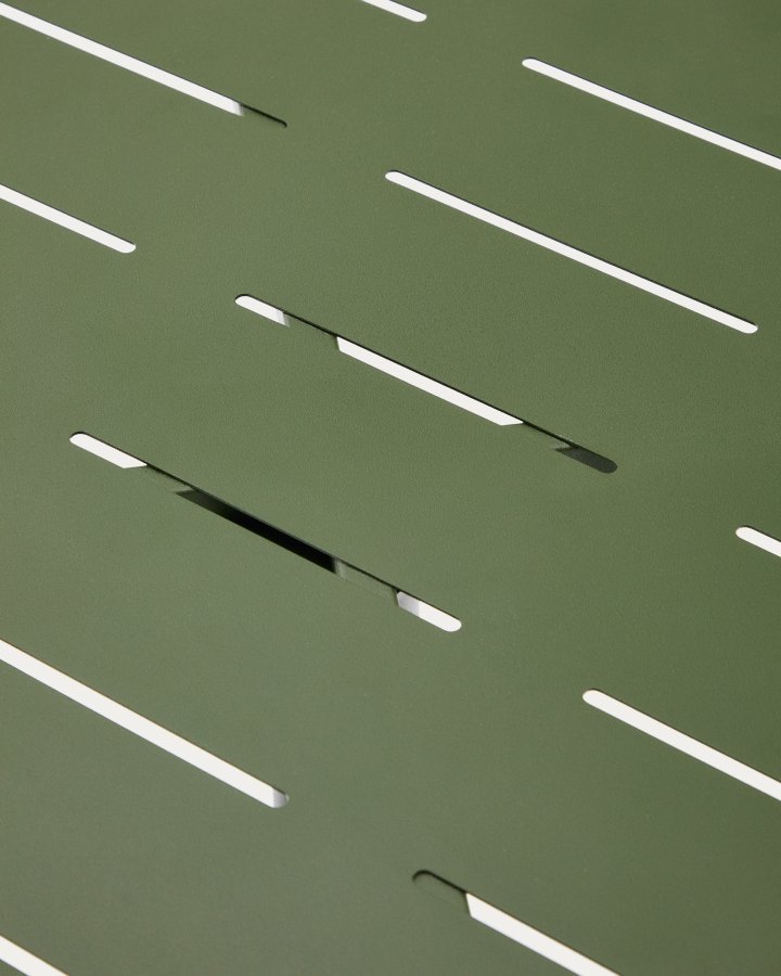 KAVE HOME Brai utebord i grnt galvanisert stl 70 x 70 cm