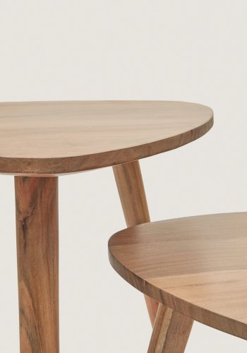 KAVE HOME Duvani sidebord - akacietr� med bleget finish (s�t med 2)