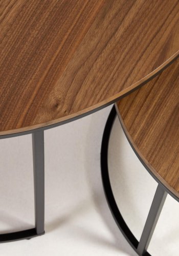 KAVE HOME Yoana sidebord, rund brun valntt finish og svart jern (sett med 2)