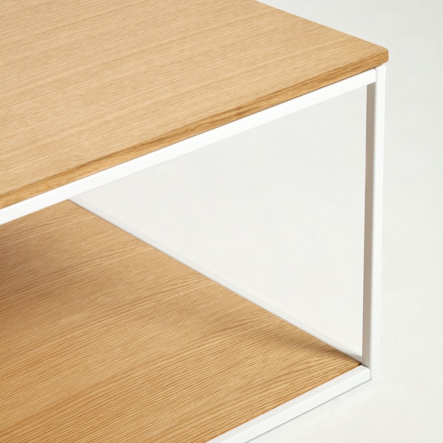 KAVE HOME Yoana sofabord, m. 1 nederste hylle - naturlig eikefiner og hvitt jern (80x80)