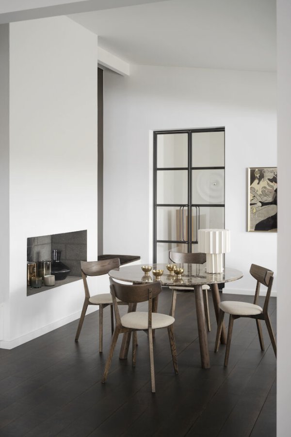 ROWICO Ami spisebordsstol - beige stof og brun eg