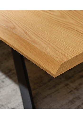 Royal sofabord, rektangulrt - naturlig eikefiner og svart metall (68X130)