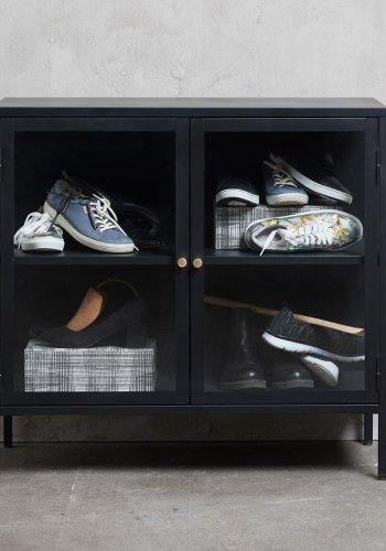 Skjenk i plysj, m. 2 drer og 1 hylle - glass og sort metall