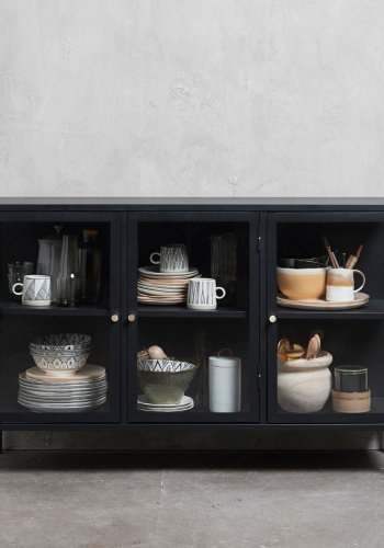 UNIKE MBLER Carmel skjenk, m. 3 drer og 1 hylle - glass og sort metall