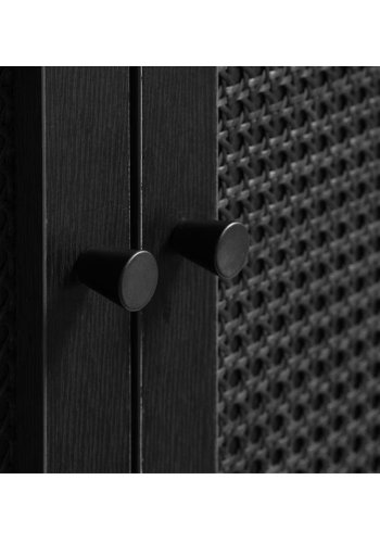 Exquisite sknk, m. 3 lger - sort polyrattan og sort melamin