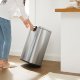 SONGMICS Pedalkorg f&ouml;r k&ouml;k, 50 liters papperskorg, med innerhink av plast, g�ngj&auml;rnsf&ouml;rsett lock, mjukst&auml;ngande, luktt&auml;t och hygienisk, silver LTB050E01