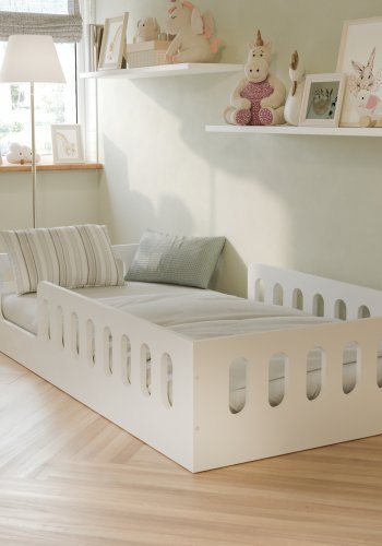 KOCOT KIDS Seng Timon hvit 160 med madrass