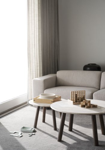 ROWICO Taransay salongbord, rundt - beige travertin og brun eik (90)