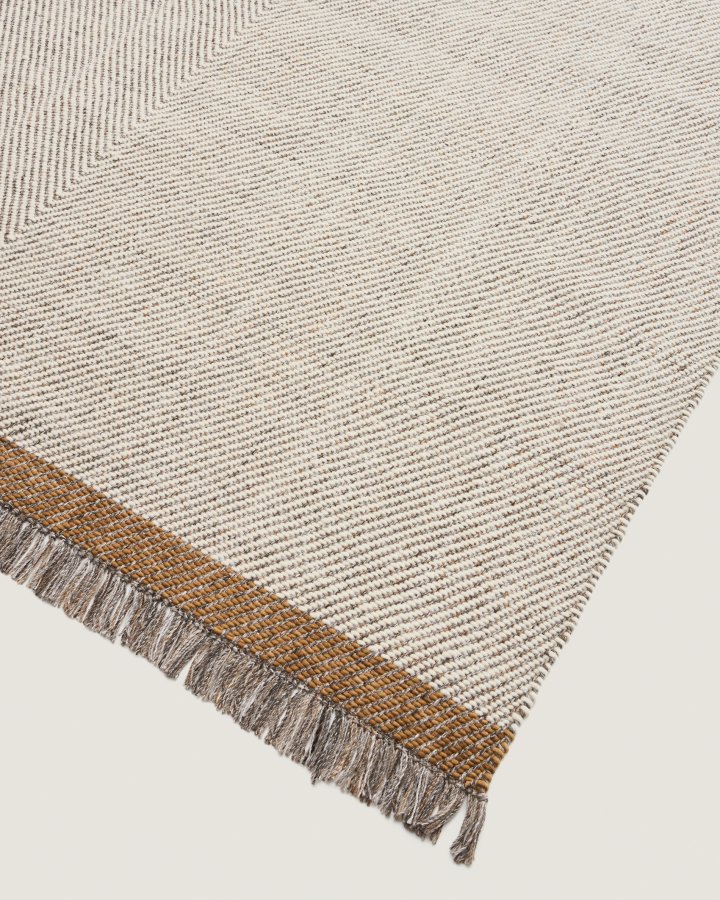 KAVE HOME Brina gulvt�ppe, m. sildebensm�nster, rektangul�r - beige jacquard-uld (300x200)