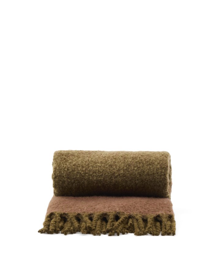 KAVE HOME Elvori plaid, m. frynser, rektangul�r - gr�n genbrugt akryl (170x130)