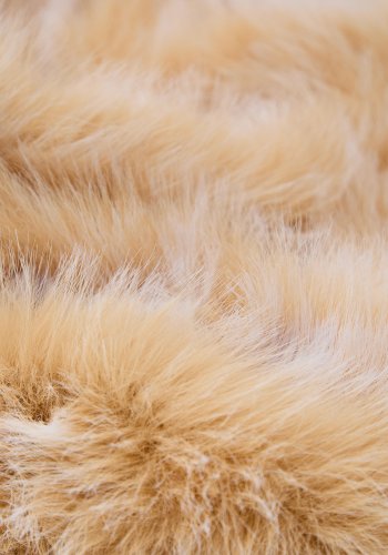 KAVE HOME Lisara plaid, m. strop - rektangul�r - ecru kunstpels (170x130)