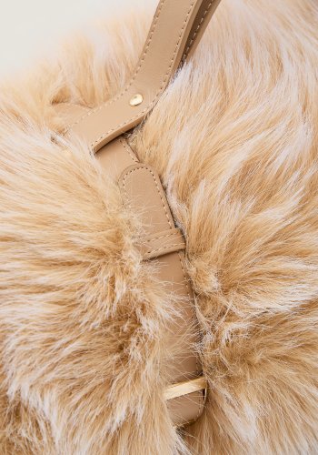 KAVE HOME Lisara plaid, m. strop - rektangul�r - ecru kunstpels (170x130)