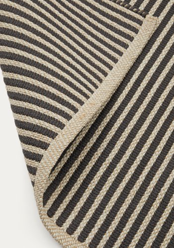 KAVE HOME Satanca beige og svart stripete teppe laget av syntetiske fibre 160 x 230 cm