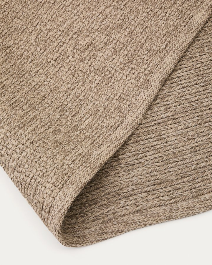 KAVE HOME Galinda taupe teppe laget av syntetiske fibre, 160 x 230 cm