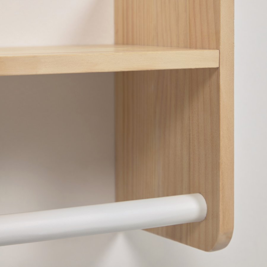 KAVE HOME Florentina vegghylle for barn, med hengestang - hvit MDF og naturlig furu (52,5x15)