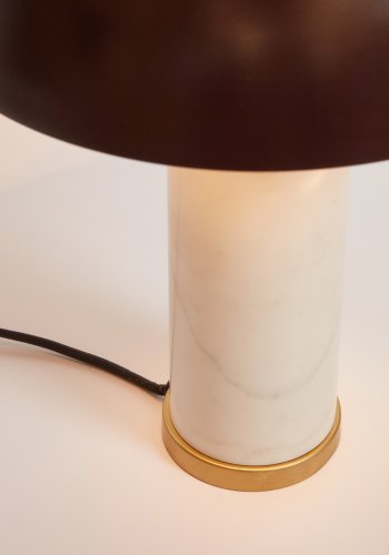 KAVE HOME Zorione bordlampe - hvit marmor og brunt metall