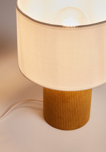 KAVE HOME Bianella bordlampe i flyel i sennep