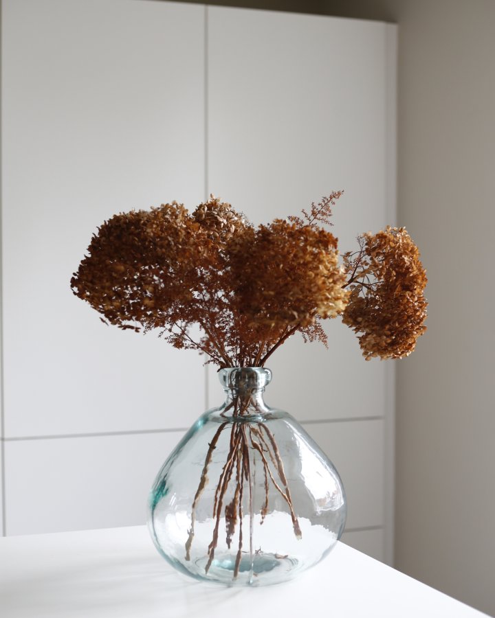 KAVE HOME Brenna vase, stor - klart resirkulert glass (H:33)