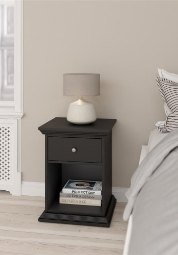 TVILUM North sengebord med 1 skuffe, mat sort, 47,8 x 43,3 x 63,4 cm