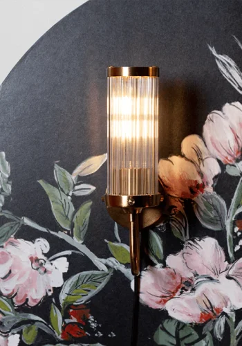 BOLD MONKEY Angel on fire vegglampe - klar akryl og messing aluminium