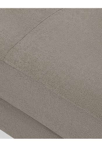 Betis Ecksofa nach links, mit 5 verstellbaren Nackenkissen – brauner Stoff und schwarzes Metall