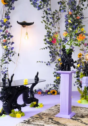 BOLD MONKEY Dragonized Bastard Tischlampe - schwarzes Harz