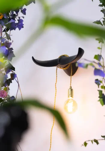 BOLD MONKEY The Tail Will Follow Wandleuchte - schwarzes Harz