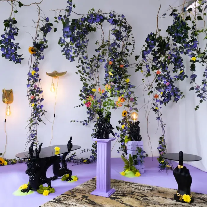 BOLD MONKEY The Tail Will Follow Wandleuchte - schwarzes Harz