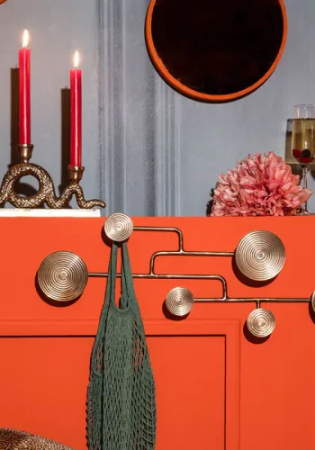 BOLD MONKEY Hypnotisierende Garderobe - Messing Aluminium/Eisen