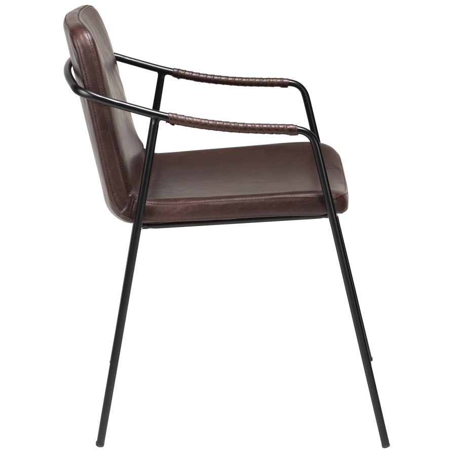 DAN-FORM BOTO lenestol Vintage kakao kunstskinn med svarte ben