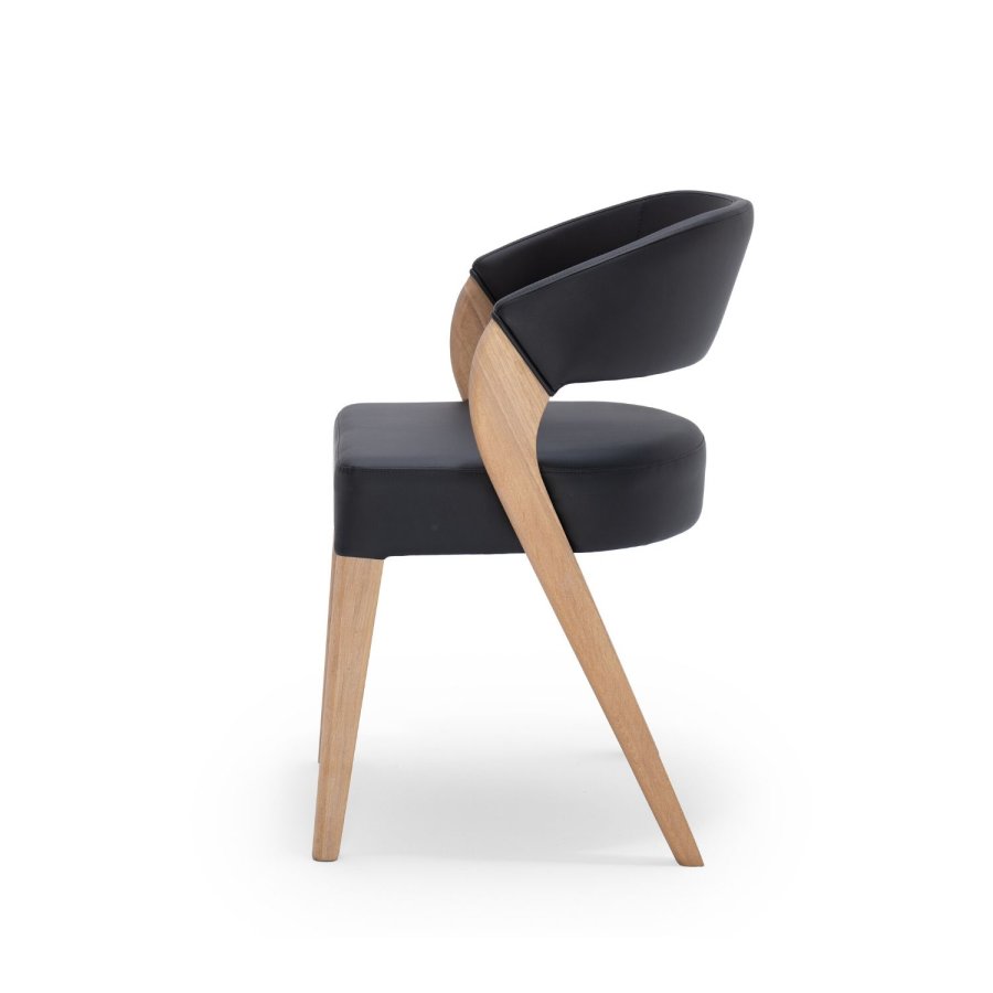 NocNoi Brokholm spisestuestol - svart imitert skinn og ben av eik, med armlener