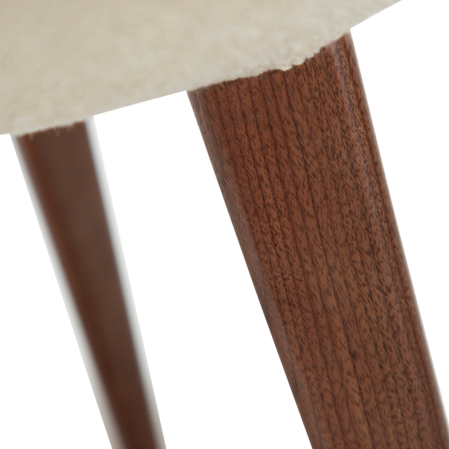 DANFORM Buckle Esszimmerstuhl - matter Mandel-Bouclé-Stoff mit Glitzer und walnussbraunem Holz