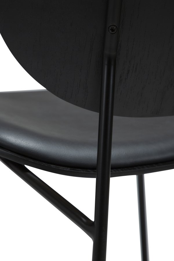 DANFORM Clementina Esszimmerstuhl - Rabenschwarzes Kunstleder/schwarz gebeiztes Eschenfurnier/schwarzer Stahl