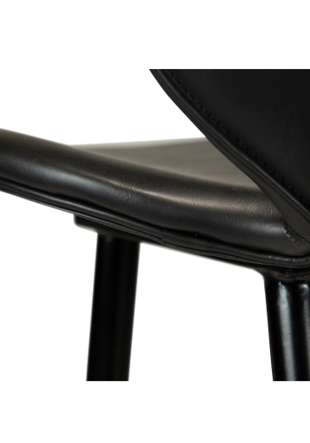 DAN-FORM Swing Barhocker, mit Rückenlehne und Fußstütze – Vintage schwarzes Kunstleder und schwarzer Stahl