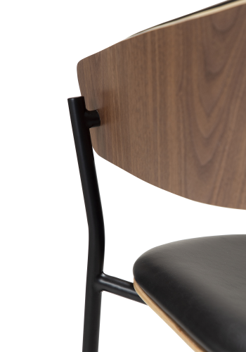 DAN-FORM CRIB Lenestol Vintage svart kunstskinn og valnttfiner med svarte ben