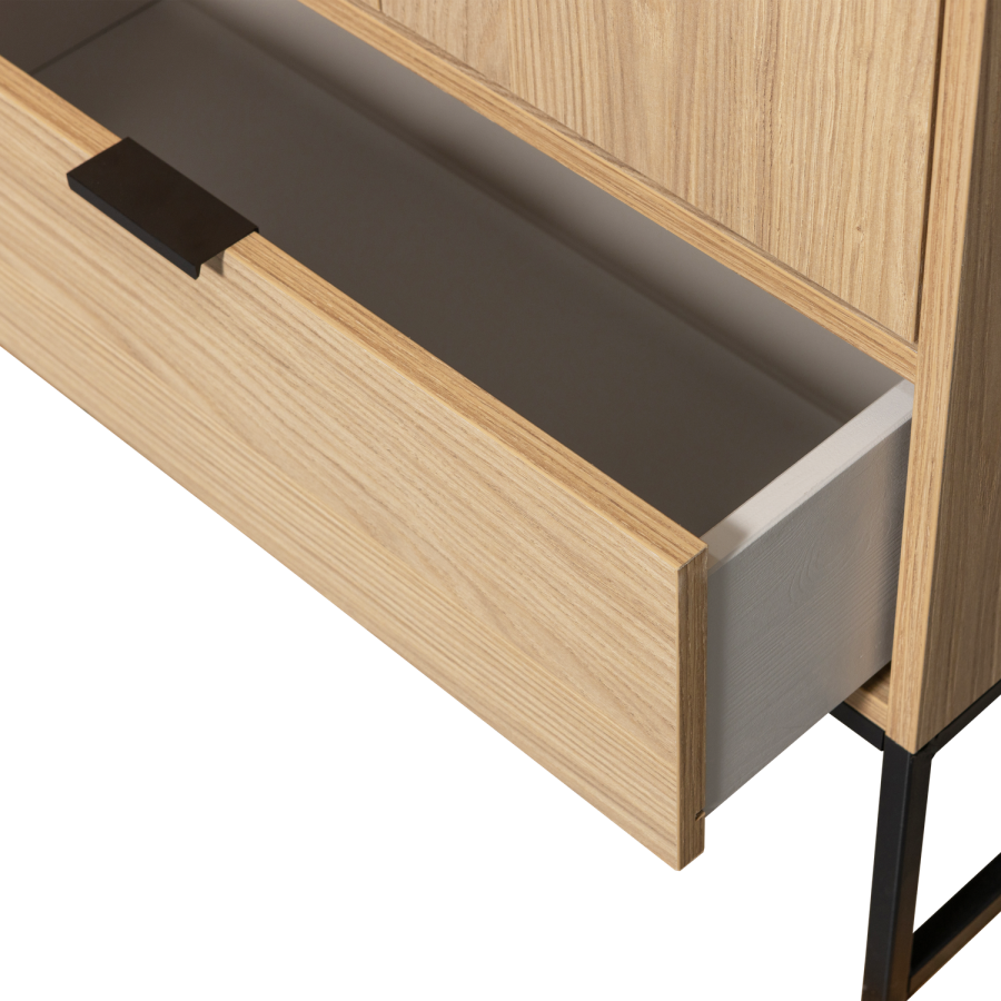 WOOOD Silas skp, med 2 dörrar, 3 hyllor och 1 lda - ekmelamin och svart metall