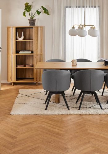 ACT NORDIC Darlene spisestuestol, med armlener, svingfunksjon, retursving - grtt stoff og svart stl