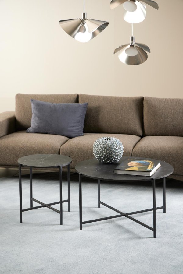 ACT NORDIC Lamoine Couchtisch, rund – schwarzes Izmir-Melamin und schwarzer Stahl (70)