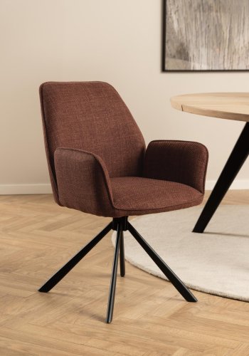 ACT NORDIC Glenda Esszimmerstuhl, mit Armlehnen und Drehfunktion – Terrakotta-Stoff und schwarzer Stahl